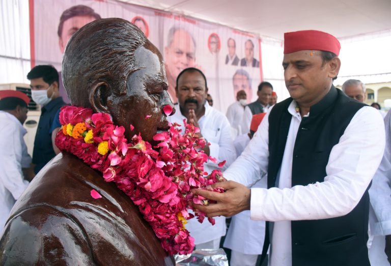 सपा अध्यक्ष अखिलेश यादव का भाजपा पर तीखा तंज, कहा-बिहार बंगाल से खतरनाक होगा यूपी का चुनाव