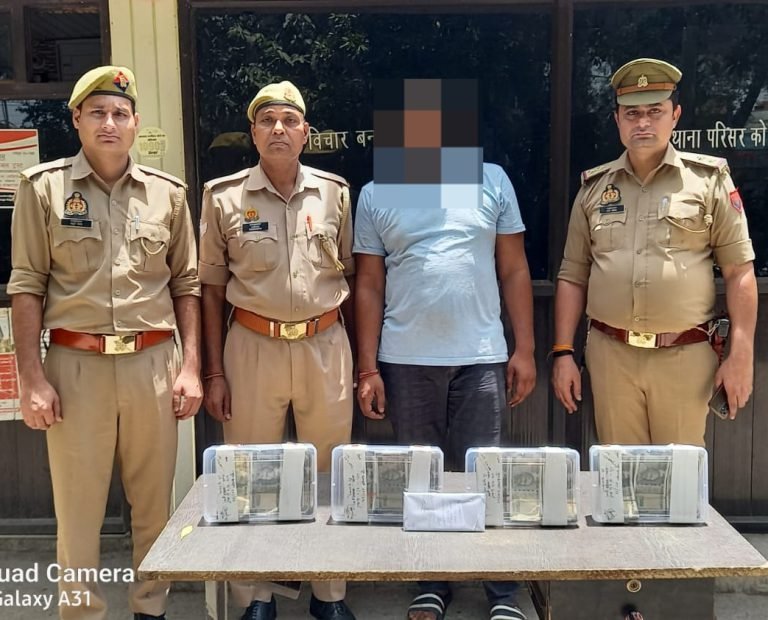 पुलिस की सट्टे के खिलाफ बड़ी कार्रवाई, 5,60,000/- रुपये किए बरामद