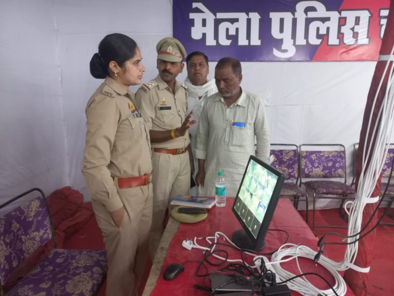 कैमरे से लेंस हुआ कस्बा धौलाना का उर्स मेला, बाजार में लगाये गए सीसीटीवी कैमरे