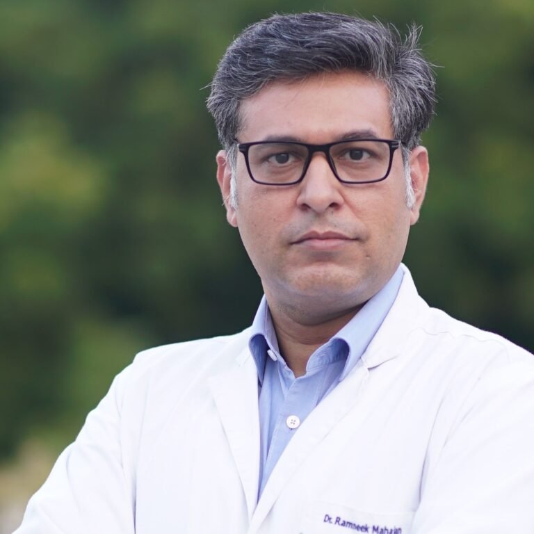 रोबोट की मदद से हो रहे सफल जॉइंट रिप्लेसमेंट, जानिए इससे जुड़े मिथकों की सच्चाई