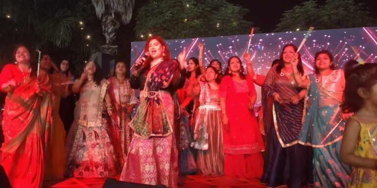 भारत विकास परिषद सृजन शाखा ने मनाया डांडिया नाइट