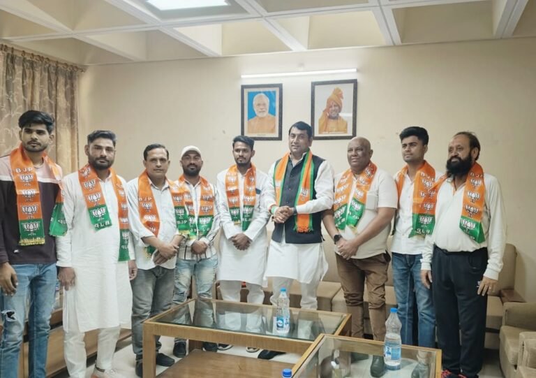 भाजपा अल्पसंख्यक मोर्चा पश्चिम उत्तर प्रदेश अध्यक्ष जावेद मलिक ने दक्षिण विधानसभा मे सह प्रभारी नियुक्त किये