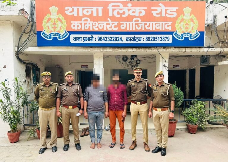 पशुओं को जहर देकर मारने वाला दो गिरफ्तार, वजह जानकर हो जाएंगे परेशान।