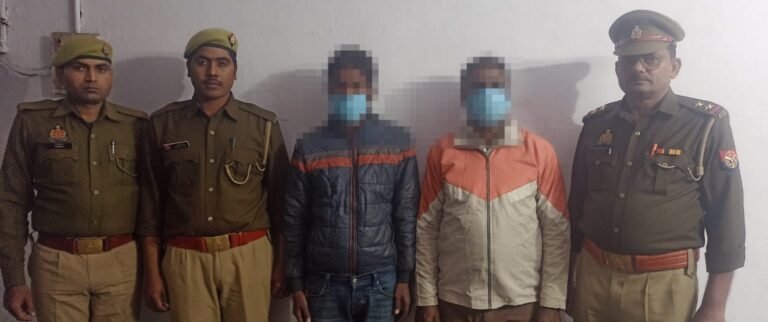 अवैध पार्किंग माफियाओं पर पुलिस का शिकंजा, दो गिरफ़्तार।