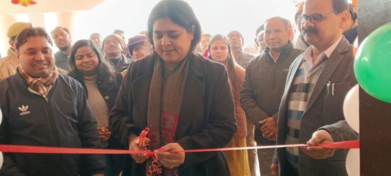 कलेक्ट्रेट परिसर में नई प्रेरणा कैंटीन का उद्घाटन