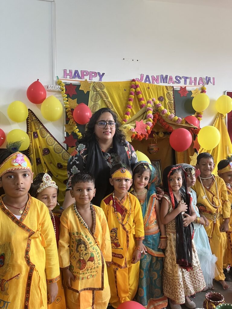 जन्माष्टमी उत्सव – नेकी राम ग्लोबल स्कूल गुलौठी, सैदपुर रोड में जन्माष्टमी बहुत खुशी और उत्साह के साथ मनाई गई।