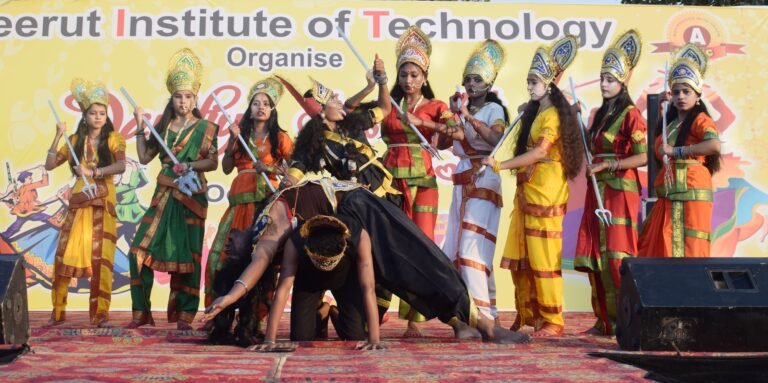 एमआईटी में नवरात्रि के पावन अवसर पर गरबा-डांडिया महोत्सव का भव्य आयोजन