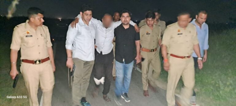पुलिस व शातिर बदमाश के बीच मुठभेड़, चोरी की बंदूक बरामद