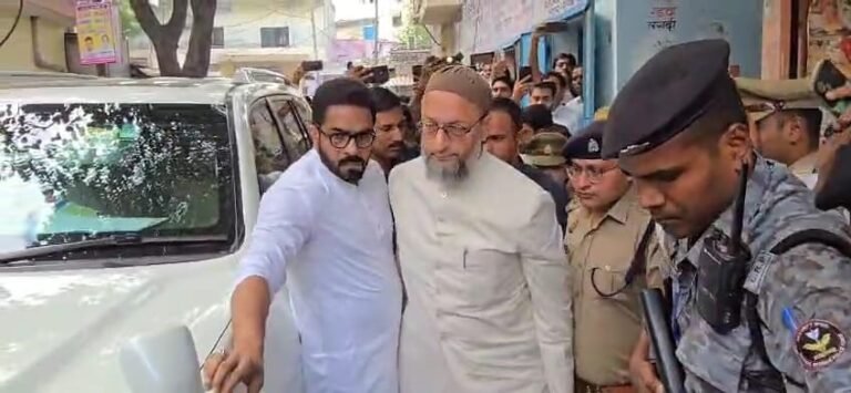 गवाही देने हापुड़ पहुचे असुद्दीन ओवैसी