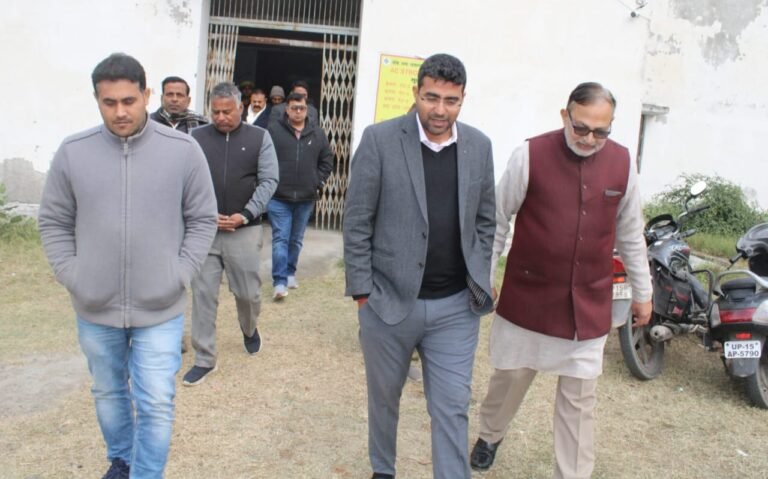 जिलाधिकारी ने किया आईटीआई साकेत में ईवीएम/वीवीपैट वेयर हाउस का त्रैमासिक निरीक्षण