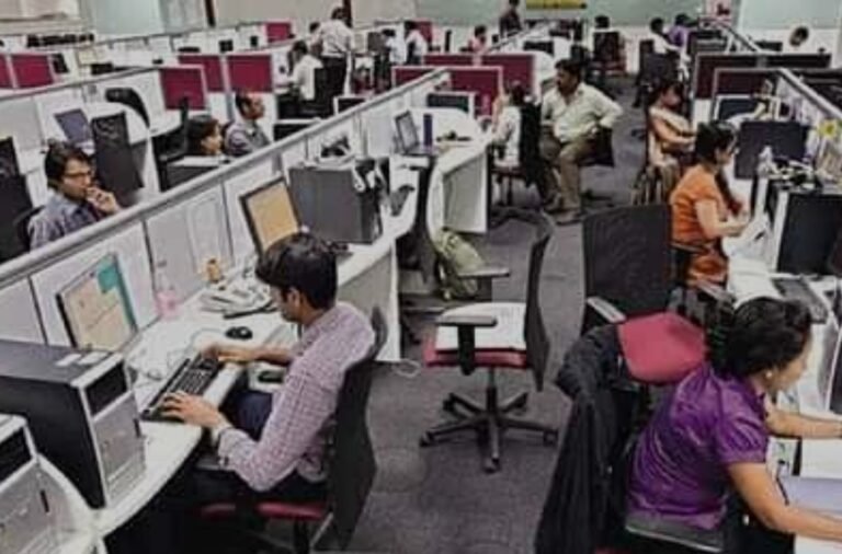 क्षेत्रीय सेवायोजन कार्यालय के प्रांगण में किया गया रोजगार मेले का आयोजन