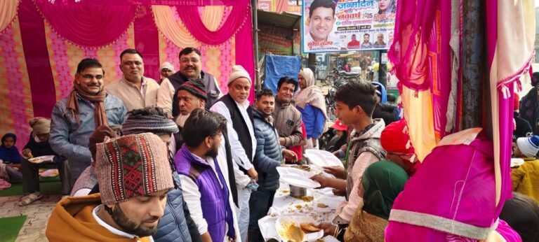 कस्बा धौलाना में हुआ पांच पीर बाबा का गुणगान।