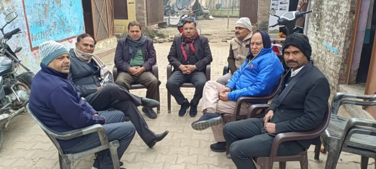 दूसरे दिन भी एडीजे और सीनियर डिवीजन कोर्ट को लेकर रही हड़ताल