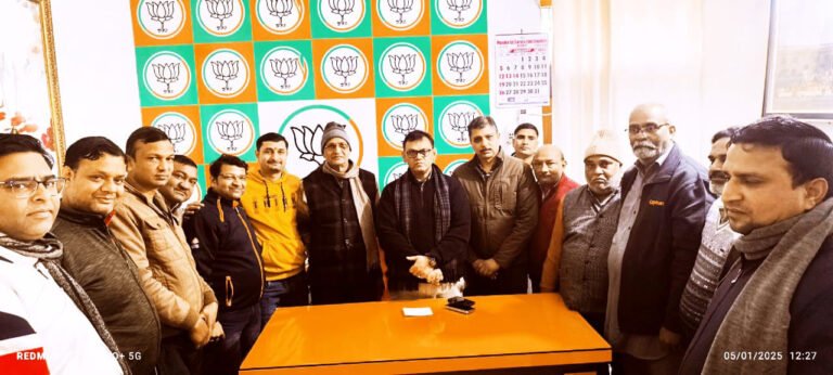 संयुक्त व्यापार व्यापार संघ के व्यापारी राज्य मंत्री दिनेश खटीक से मिले