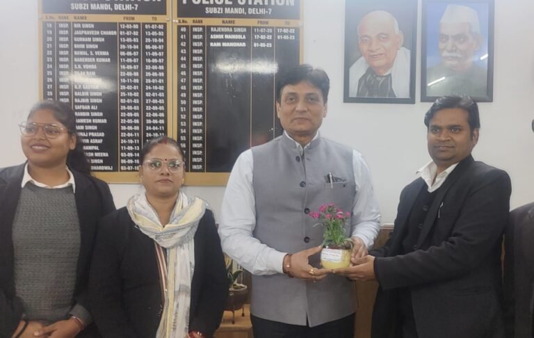 राम मनोहर मिश्रा बोले वृक्ष ही जीवन है पौधे लगाए