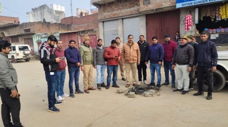 नगर में बिजली विभाग ने चलाया संघन चैकिंग अभियान : एसडीओ राम आशीष यादव