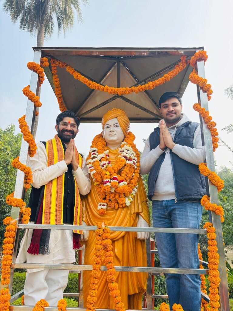 राष्ट्र चेतना मिशन ने मनाया राष्ट्रीय युवा दिवस, स्वामी विवेकानंद को किया नमन।