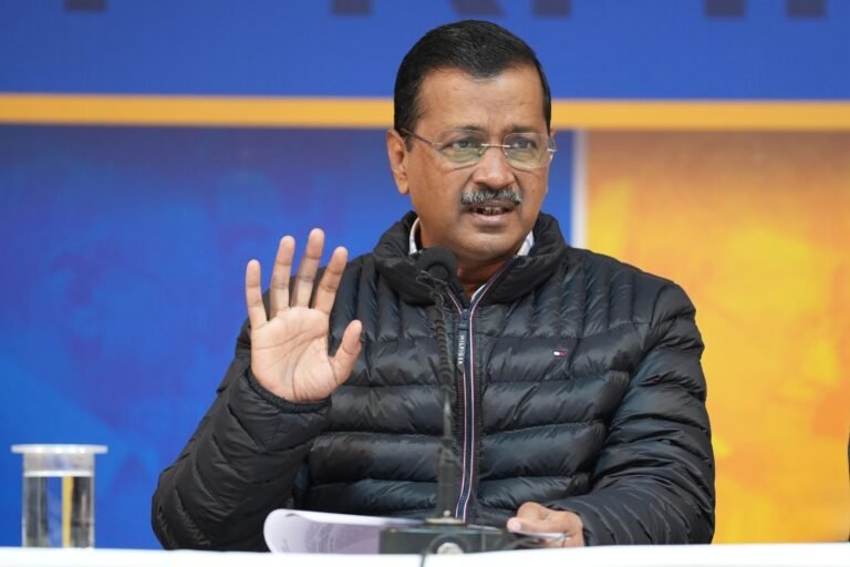 भाजपा के वोट घोटाले में स्थानीय डीएम भी शामिल हैं, वह भी इन लोगों का वोट बनाने का मन बना चुके हैं- केजरीवाल