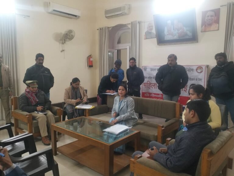 राज्य महिला आयोग की सदस्य डा0 मीनाक्षी भराला द्वारा सर्किट हाउस में की महिला जनसुनवाई
