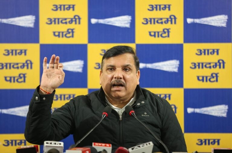 तीन साल बाद स्वीकृति लेने से साफ है कि यह पूरा मामला ही फर्जी है और ‘‘आप’’ नेताओं की गिरफ्तारी अवैध थी- संजय सिंह