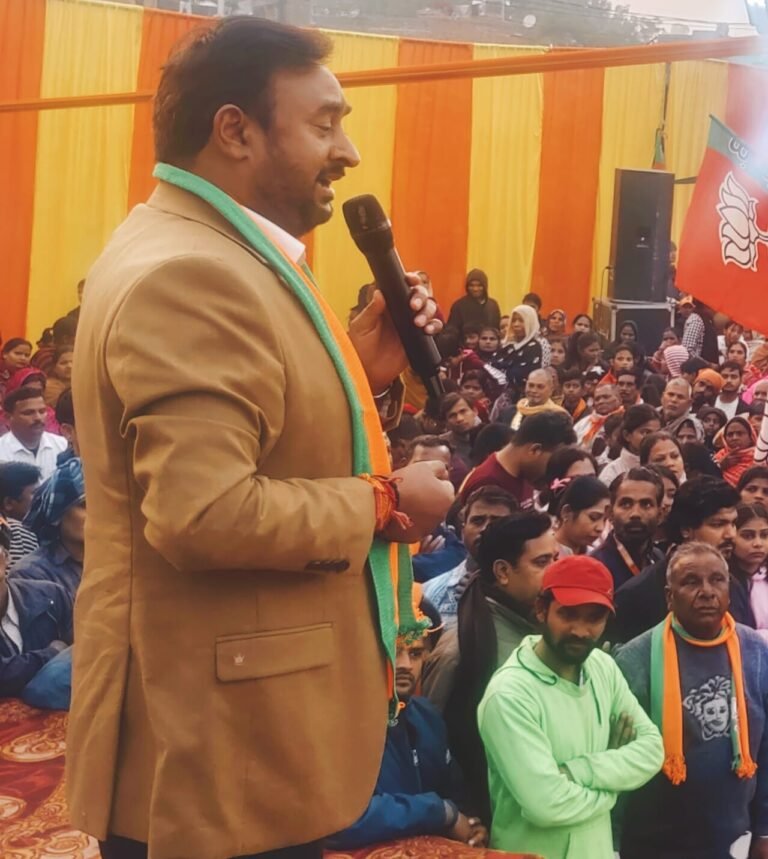 भाजपा सांसद भोला सिंह ने&nbsp; राहुल केजरीवाल को सबसे बड़ा झूठा दलितों विरोधी बताया
