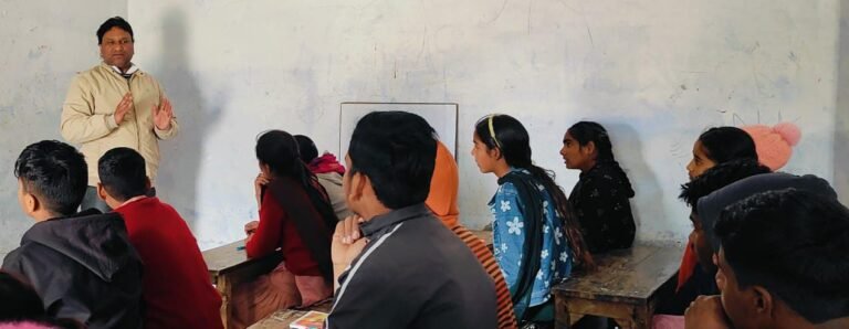 औषधीय पौधे जीवन के लिए वरदान :राजकुमार हिंदुस्तानी