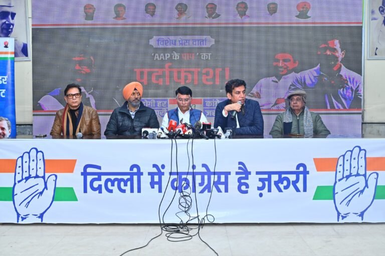 ‘हर जरूरत होगी पूरी, दिल्ली में कांग्रेस है जरुरी’’  कांग्रेस का थीम सॉन्ग जारी करते ही चप्पे चप्पे पर छा गया।