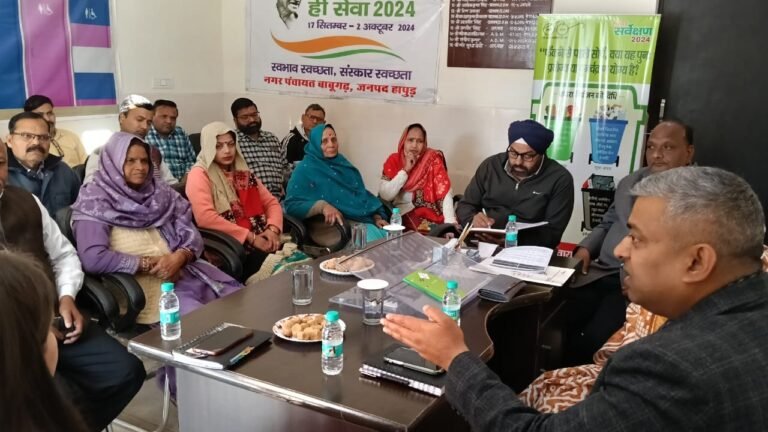 अपने-अपने वार्डों में एक परिवार एक पहचान आई डी बनवाने हेतु लोगों को करें जागरूक : हिमांशु गौतम