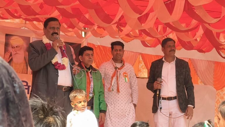 भाग्योदय जन कल्याण समिति के द्वारा काशीराम गरीबी आवास योजना में मनाया गया गणतंत्र दिवस का उत्सव