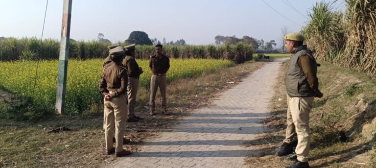 कस्बे में 6 वर्ष की नाबालिक बच्ची से दुष्कर्म के मामले में पुलिस ने दी आरोपियों को गिरफ्तार करने के लिए  ताबड़तोड़ दबिश