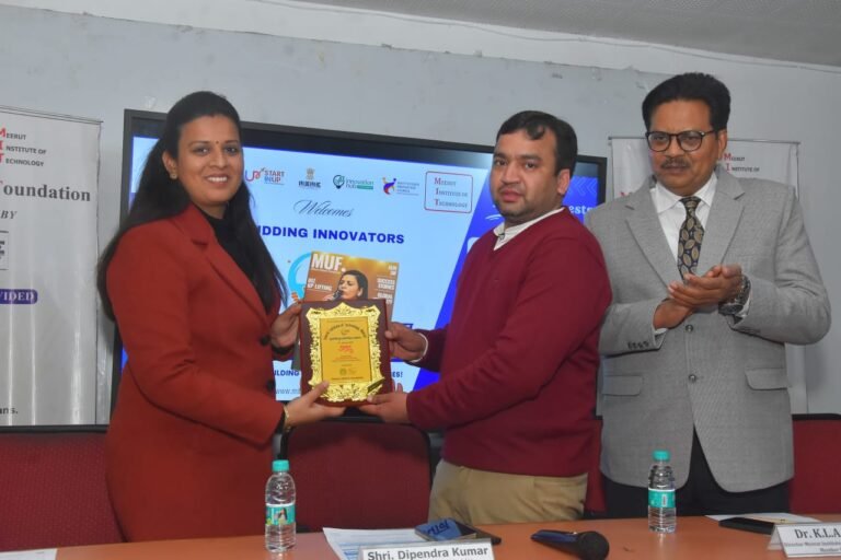 मेरठ उद्यमी फाउंडेशन द्वारा युवाओं को उद्यमिता और सरकारी योजनाओं की जानकारी दी