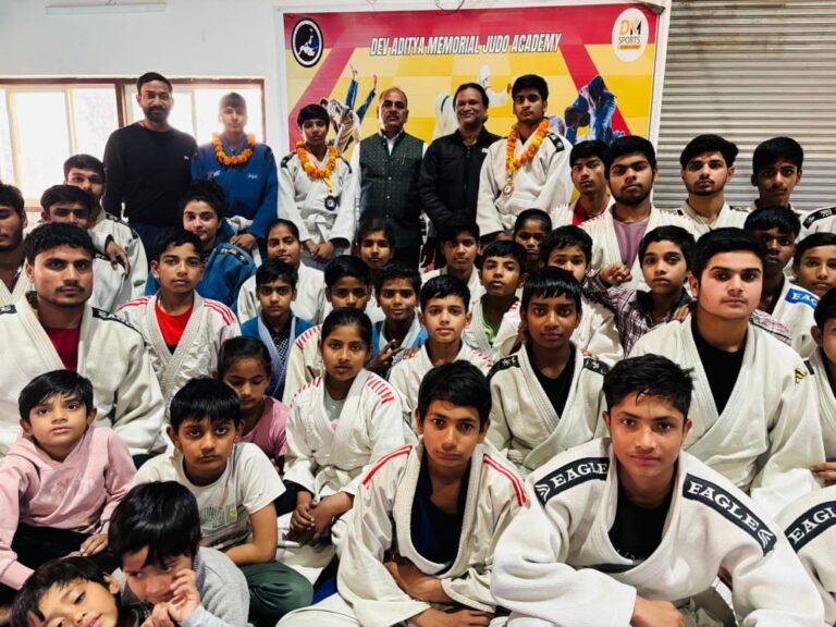 जूडो खिलाडियों ने जीते तीन राष्ट्रीय पदक क्षेत्र में खुशी की लहर