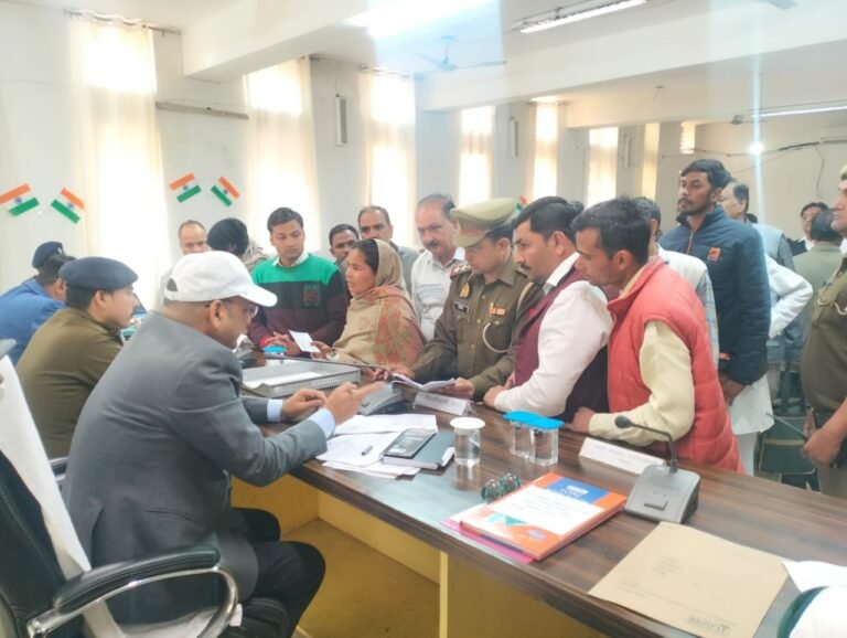 जिलाधिकारी की अध्यक्षता में तहसील सरधना में संपन्न हुआ सम्पूर्ण समाधान दिवस