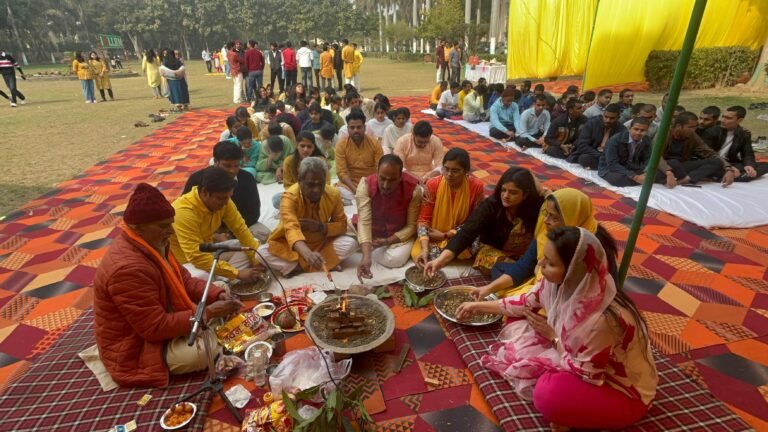 लाला लाजपत राय स्मारक मेडिकल कॉलेज मेरठ में मनाया गया बसंत पंचमी का पर्व