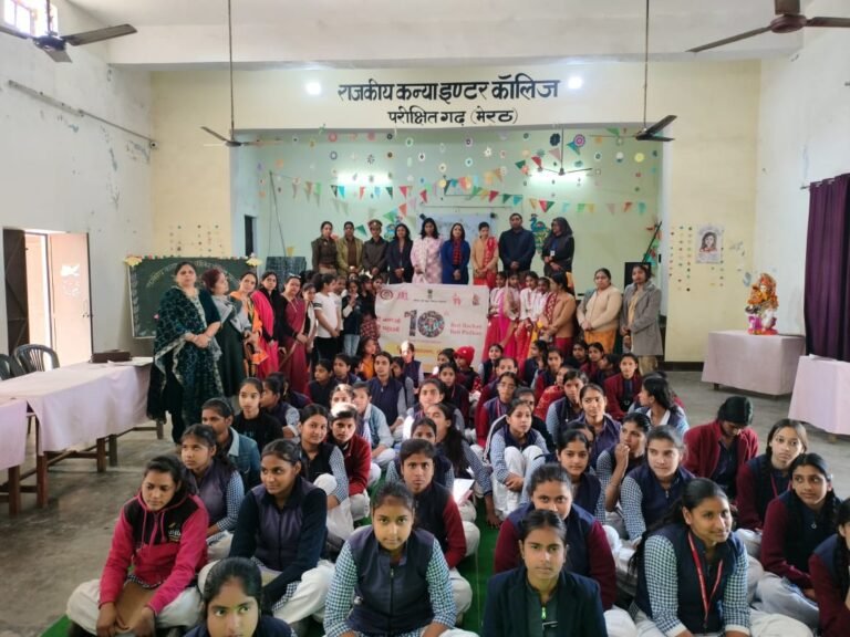 बेटी बचाओ बेटी पढाओ योजना के 10 वर्ष पूर्ण होने के अवसर पर राजकीय बालिका इण्टर कॉलिज, माधवपुरम हस्तिनापुर व परीक्षितगढ में किये गये जागरूकता कार्यक्रम आयोजित