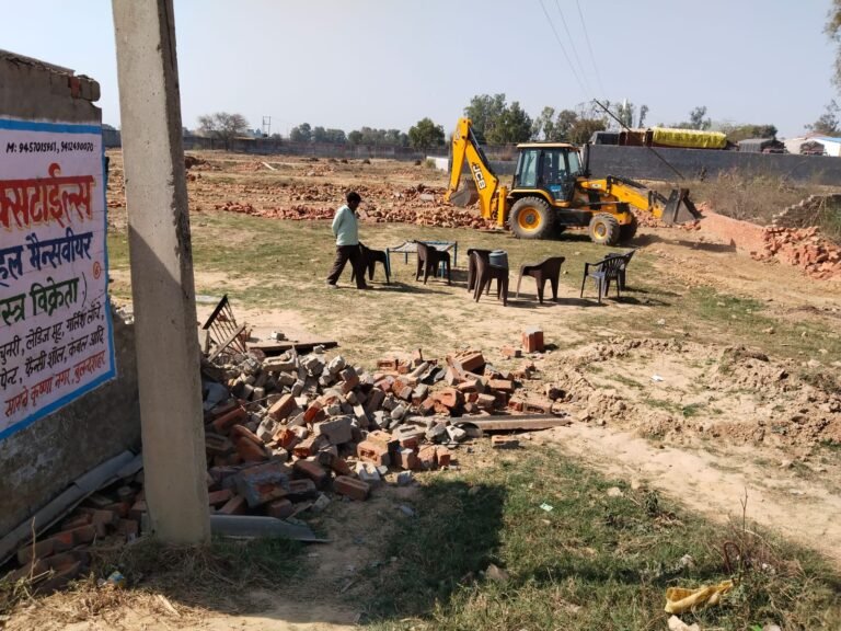 प्राधिकरण ने अवैध कालोनियों को ध्वस्त किया