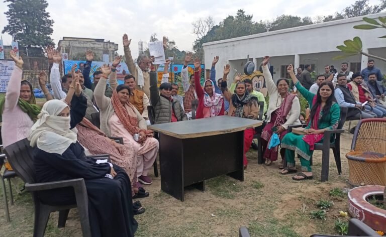 गढ़ नगर पालिका की बोर्ड बैठक में हंगामे के बीच सभी प्रस्ताव पास