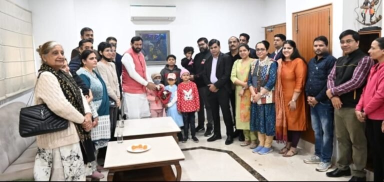 फोर्टिस गुरुग्राम ने इंडियन एकेडमी ऑफ पिडियाट्रिक्स तथा इंडियन मेडिकल एसोसिएशन, हरियाणा के साथ मिलकर पिडियाट्रिक कैंसर के शीघ्र निदान और समय पर उपचार शुरू करने के बारे में बढ़ायी जागरूकता