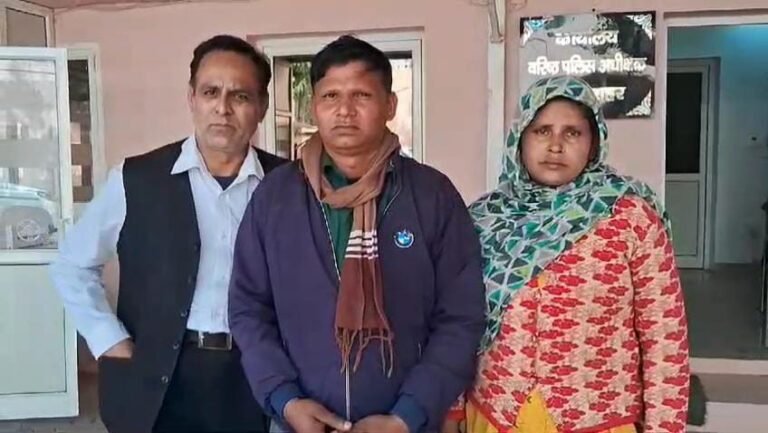 पत्नी से छेड़छाड़ का विरोध करने पर युवक ने काटा पति का प्राइवेट पार्ट