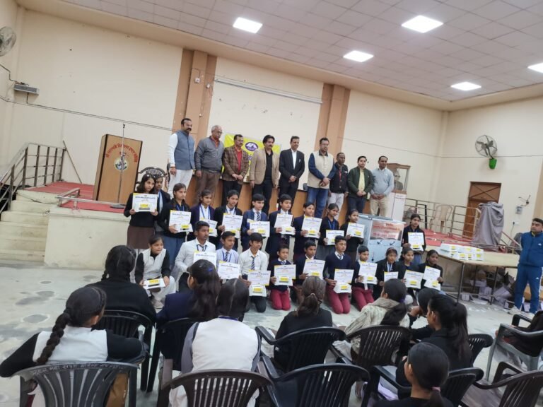 “हमारे राष्ट्रीय महानायक” विषय पर भाषण प्रतियोगिता का आयोजन