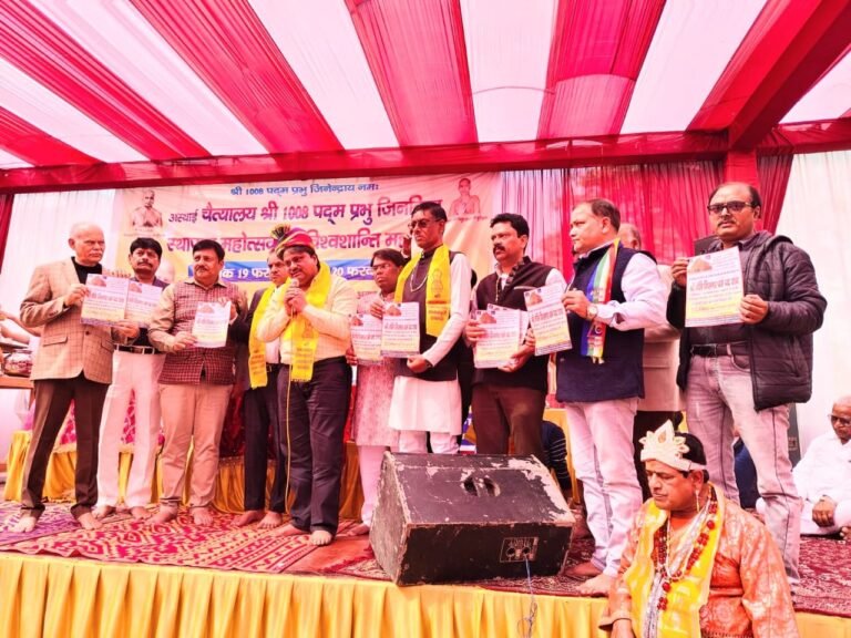 अवधपुरी आगरा मे जिनबिम्ब चैत्यालय स्थापना महोत्सव मे गिरनार यात्रा में शामिल होने का आह्वाहन