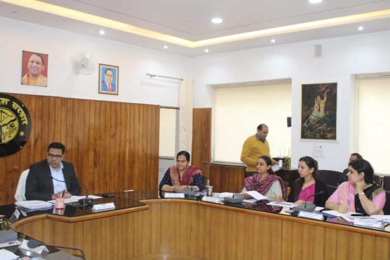 सीएम डैशबोर्ड पर रैंक सुधार हेतु अधिकारी करें आवश्यक कार्यवाही : आयुक्त