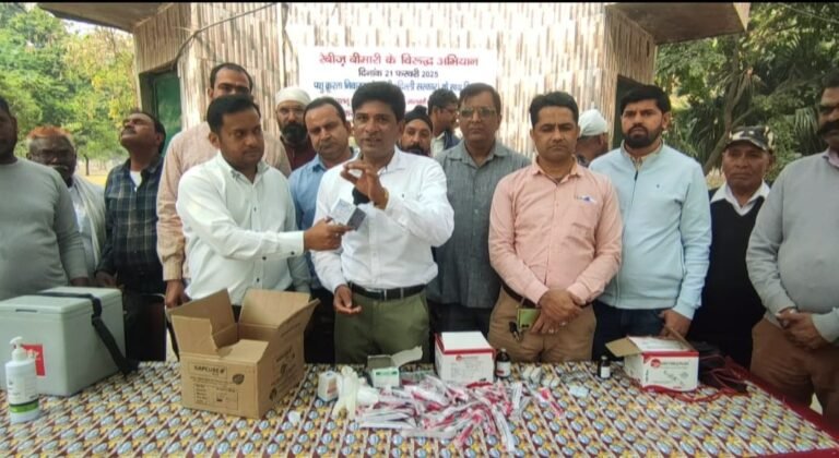 रेबीज बीमारी के विरुद्ध अभियान के तहत कैंप का आयोजन