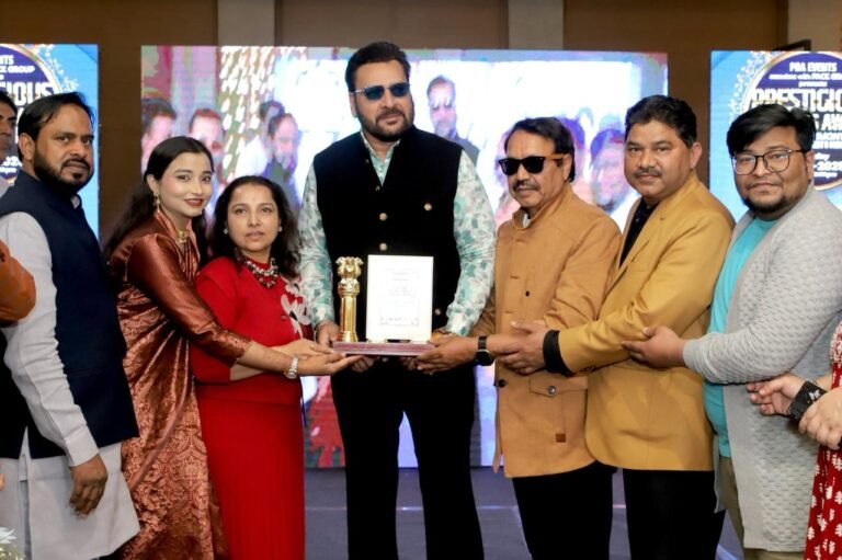 लाजवाब मेकअप के साथ मॉडल्स ने स्टेज की रौनक में चार चांद लगाए : शाहबाज़ ख़ान