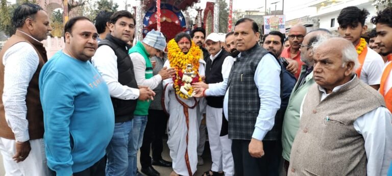 मां गंगा को स्वच्छ और निर्मल बनाने के लिए गंग ज्योति मैराथन यात्रा का स्वागत