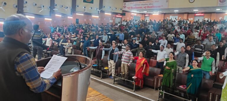 पढ़े विश्वविद्यालय, बड़े विश्वविद्यालय एवं दहेज मुक्त भारत, नशा मुक्त भारत अभियान के तहत बना विश्व कीर्तिमान