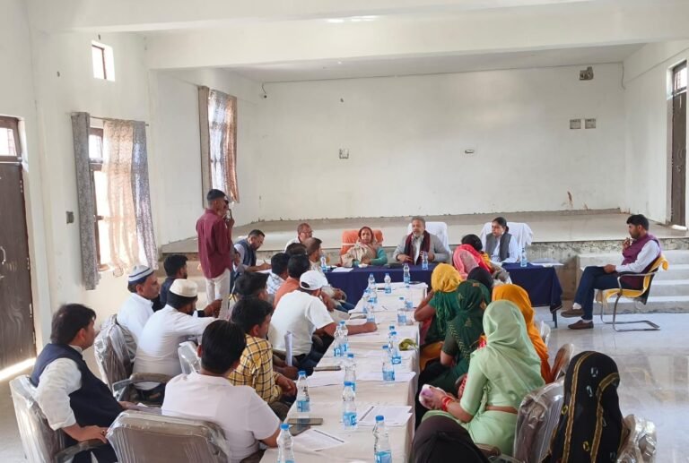 नगर पालिका सभासदों ने ईओ को घेरा : सूर्यकान्त सभासद
