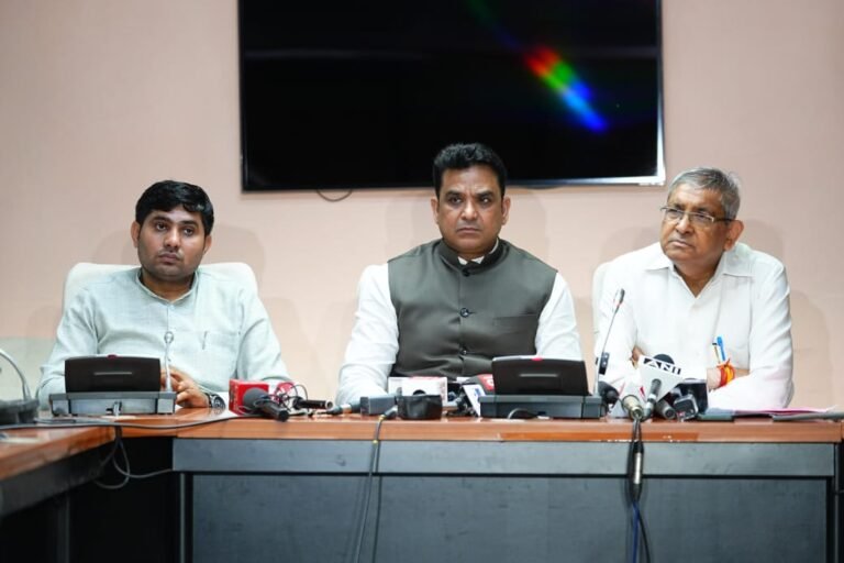 अब सभी पार्षदों को अपने वार्डों में विकास कार्यों के लिए 1.55 करोड़ रुपए की राशि दी जाएगी- मुकेश गोयल