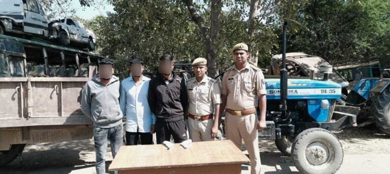 पुलिस ने तीन शातिर चोरों को किया गिरफ्तार