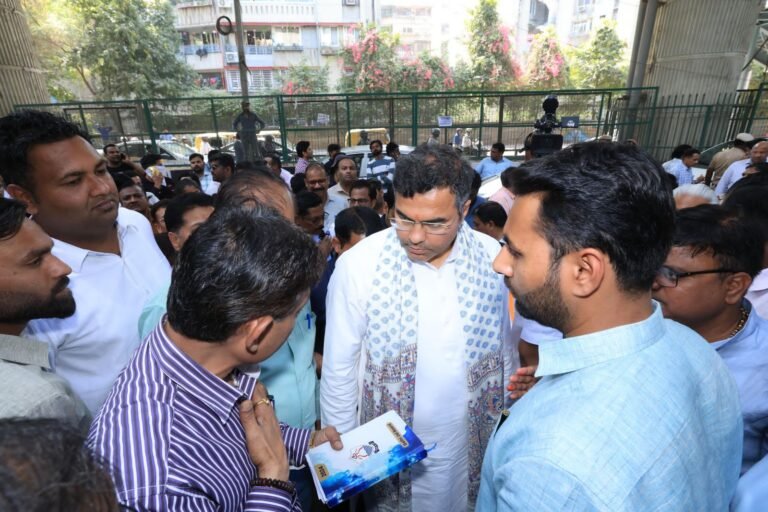 दिल्ली मंत्री ने कार्यकारी अभियंता के निलंबन के आदेश दिए, कहा – अधिकारी पिछले 10 सालों में ‘मोटी चमड़ी’ के हो गए हैं